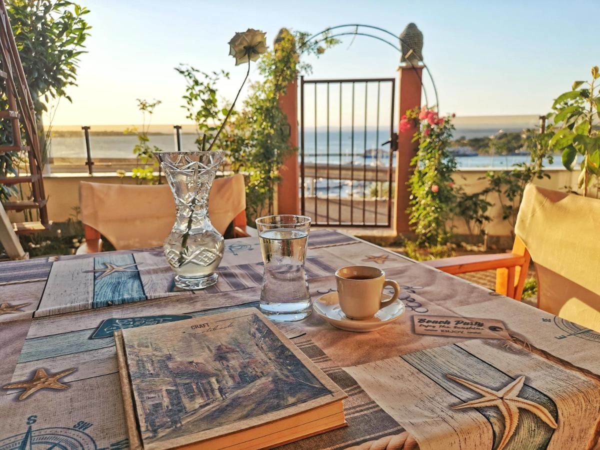 Villa Victoria - A Luxury Appartment With Icredible Seaview Sozopol Exteriér fotografie